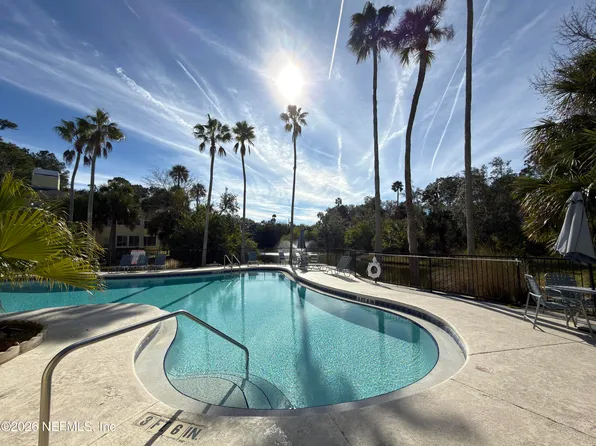 1800 THE GREENS Way #1801, Jacksonville Beach, FL 32250
