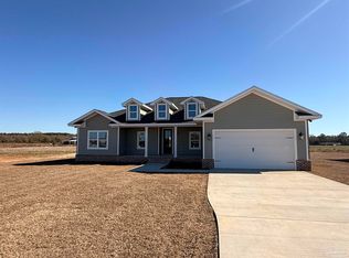 9216 Salter Rd, Pace, FL 32571