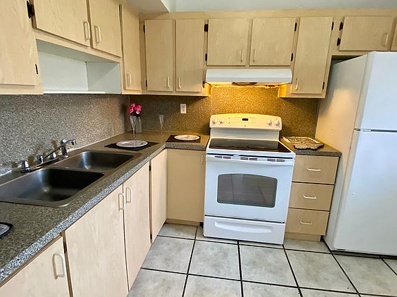 2nd image of 3710 NW 21st St #207-1