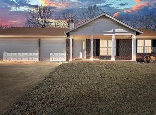 478 Winter Park Dr, O'Fallon, MO 63366