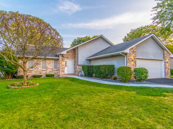 111 Ridge Rd, Shorewood, IL 60404