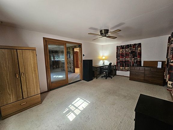 4th image of 10141 Suzanne Dr