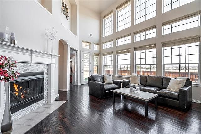 1st image of 2872 Forest Manor Dr