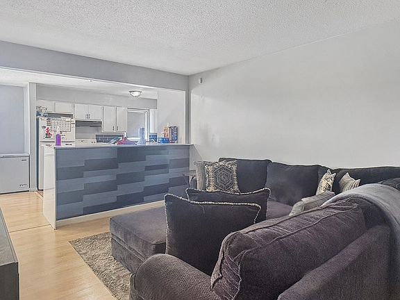 5th image of 931 W Raines Rd