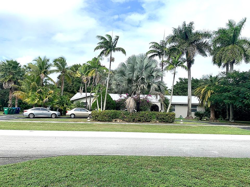 2nd image of 8545 SW 120th St