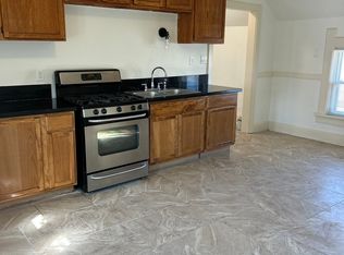 2423 W Brown St, Milwaukee, WI 53205