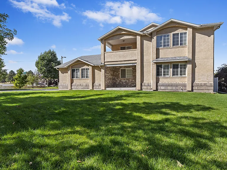 3666 S Pearblossom Cir — Photo 3