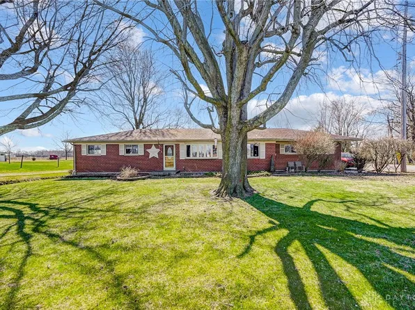 7981 Troy Rd, Springfield, OH 45502