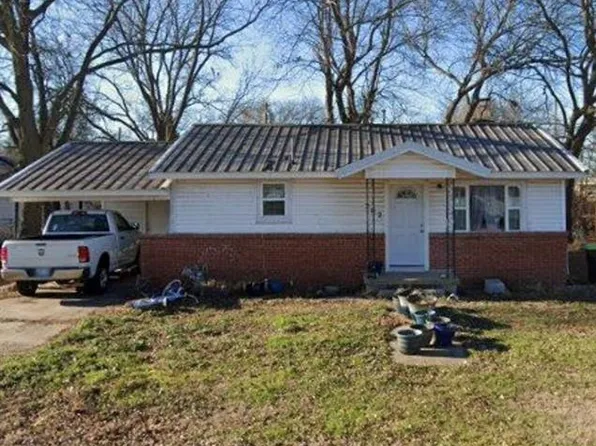 202 W Barger St, Wayne, OK 73095
