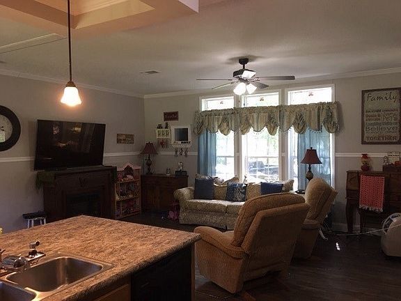5th image of 10560 W Deep Creek Blvd