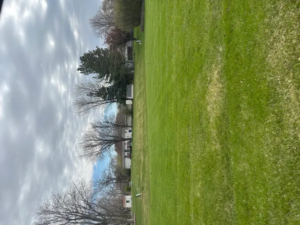 904 SW 8th Ave, Aledo, IL 61231