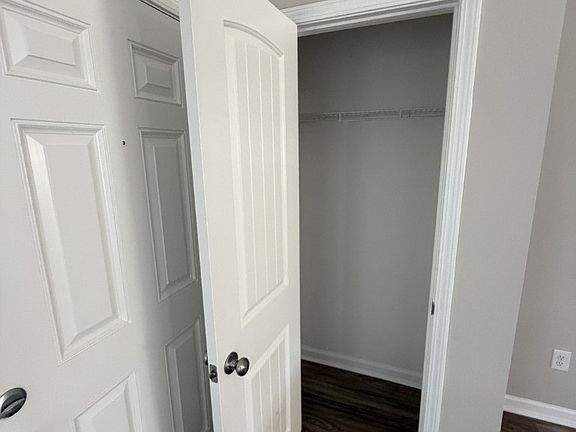 4th image of 103 Mardi Gras Ln