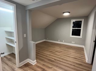 1031 Ronzheimer Ave #B, Saint Charles, IL 60174