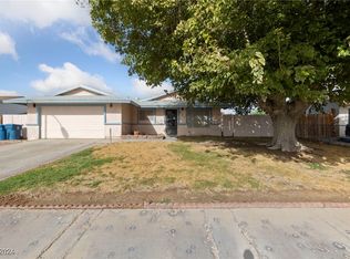 677 Remington Dr, Las Vegas, NV 89110