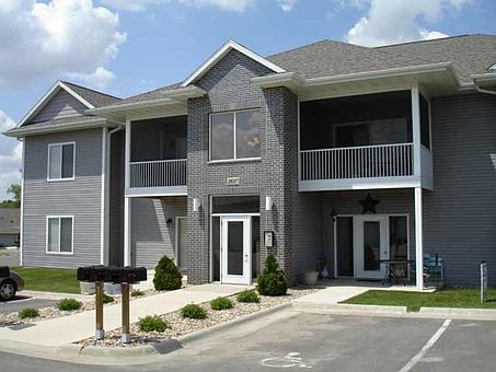 1st image of 2627 Orchard Dr Unit 4