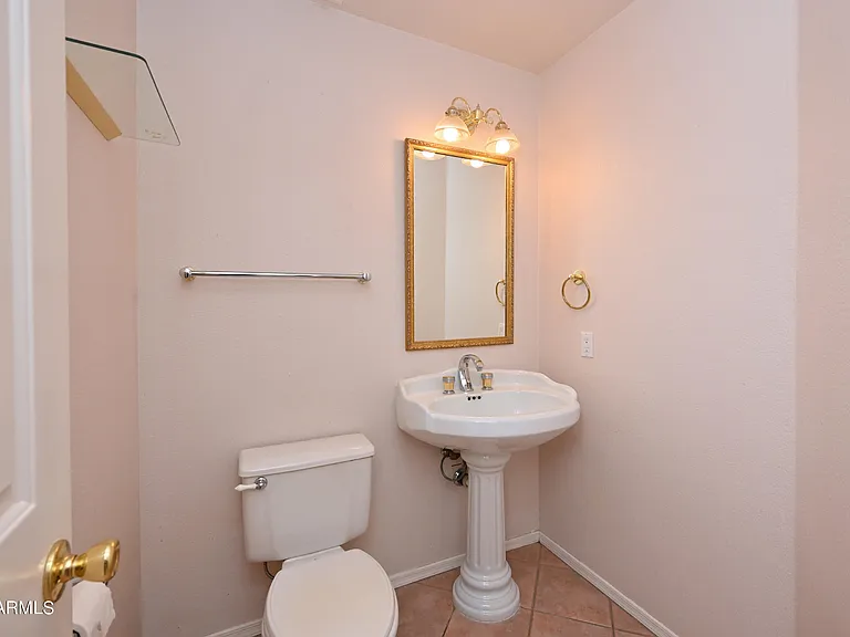 5730 E Gelding Dr — Photo 22