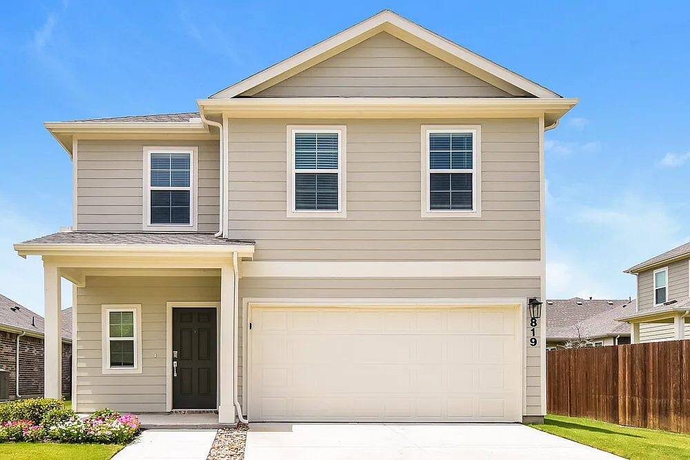 3 bed, 2.5 bath, 1805 sqft, $1,995 — Photo 1