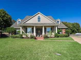218 Hampton Ct, Bossier City, LA 71111