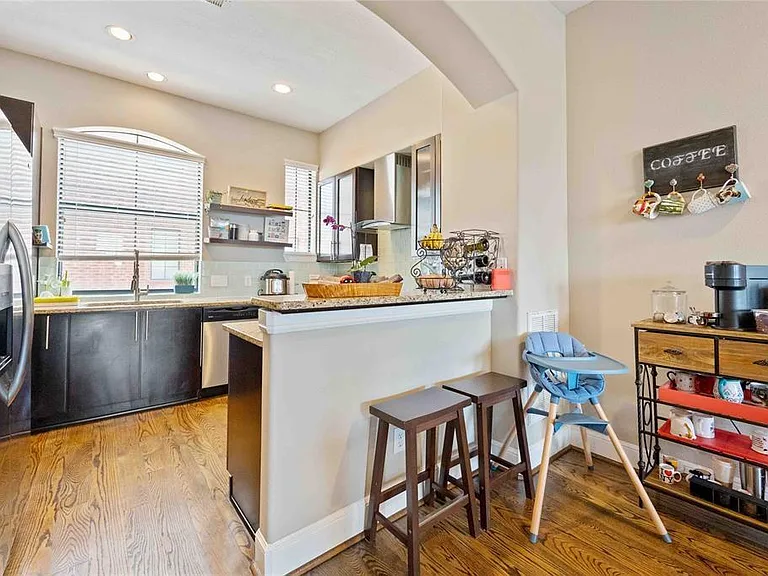2110 Shearn St #12 — Photo 12