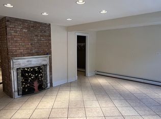 253 4th St UNIT 1, Troy, NY 12180