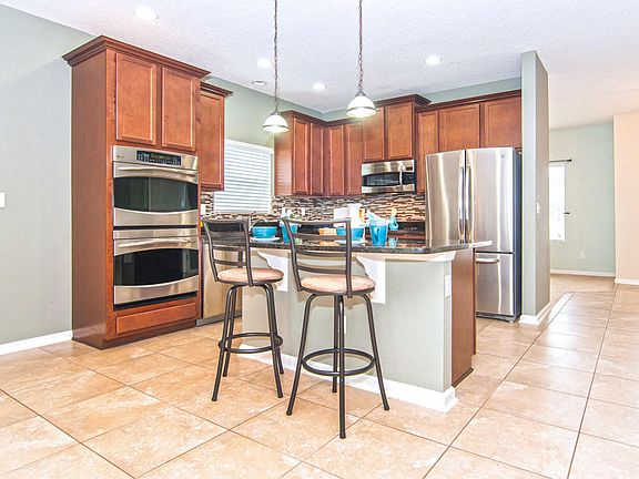 4th image of 124 Timberwood Dr