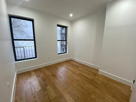 Rented by Suzuki Capital LLC | media 8