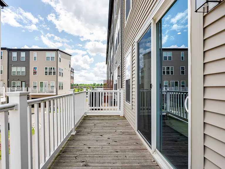 2513 River Terrace Rd — Photo 8