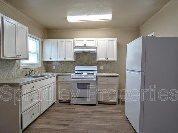 2nd image of 8 N 25th St