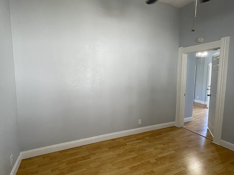 1705 Linden St #2 — Photo 26
