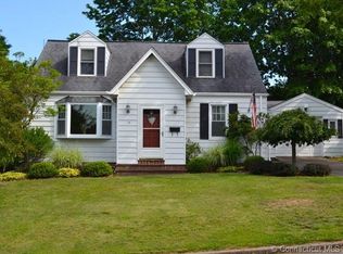 18 Carroll St, West Haven, CT 06516