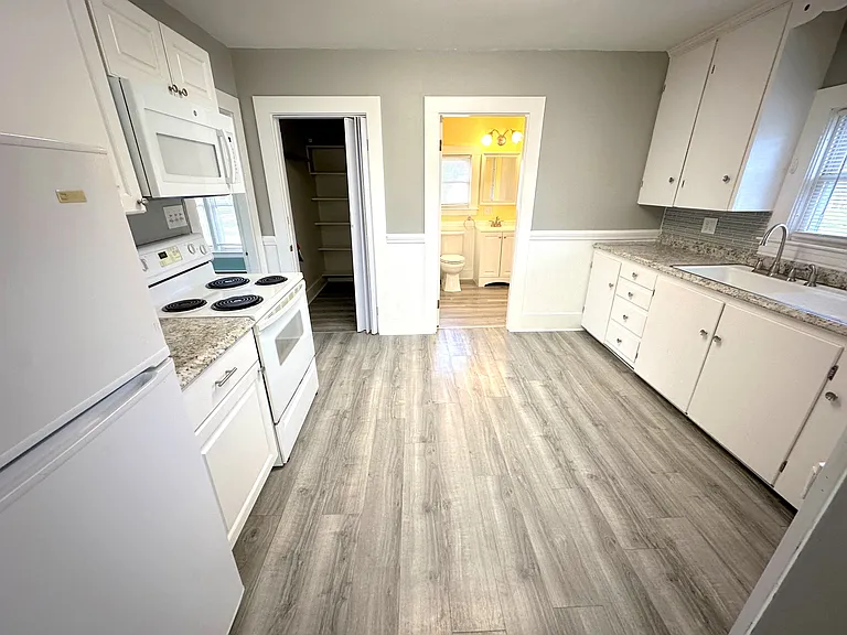 6 Dental Ave #201 — Photo 5