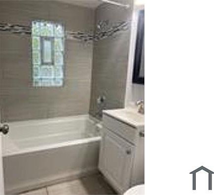 4th image of 7627 S Coles Ave #1