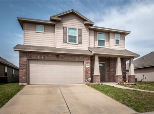 1940 Westwood Dr, Portland, TX 78374