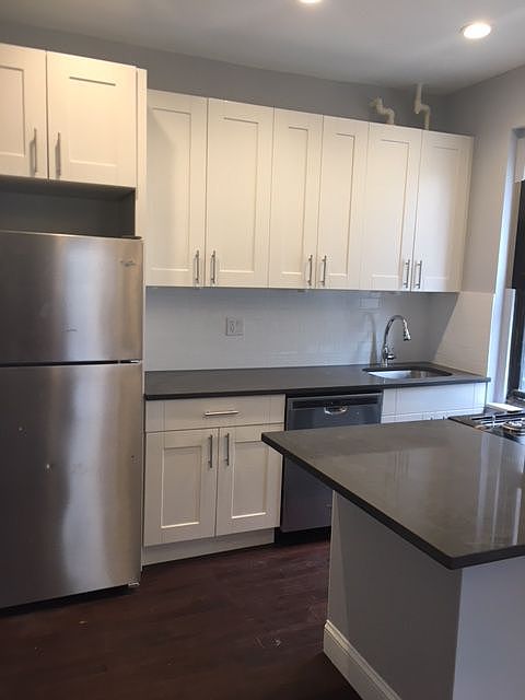 1st image of 2168 35th St APT 4F