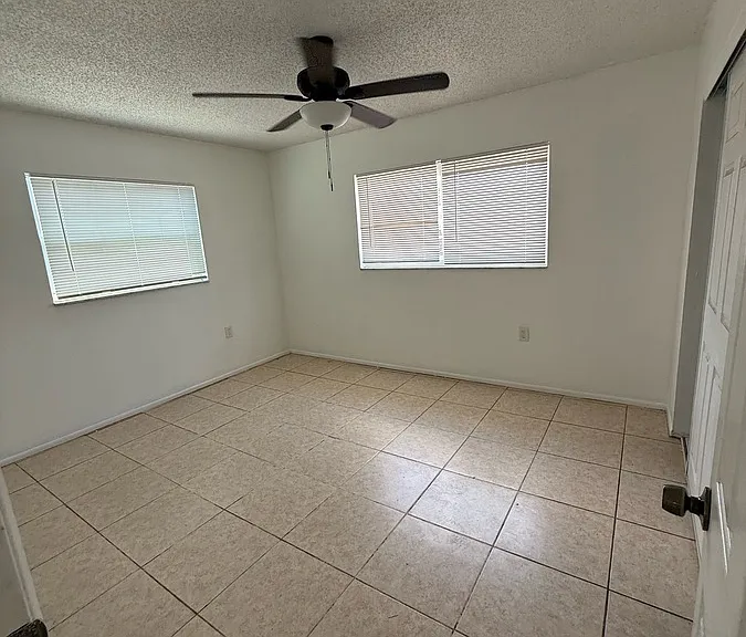 8447 Paxton Dr — Photo 24