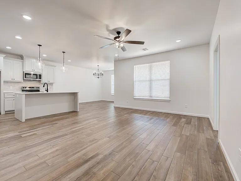 25173 N County Rd #2980B — Photo 6