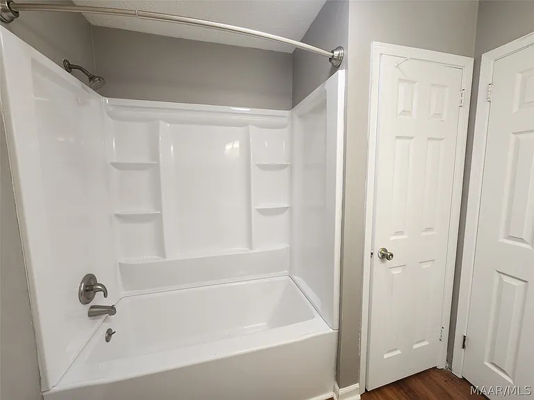 1214 Camellia Woods Ct — Photo 20