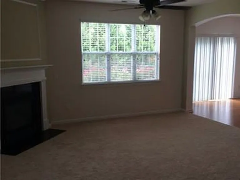 6118 Cactus Valley Rd — Photo 12