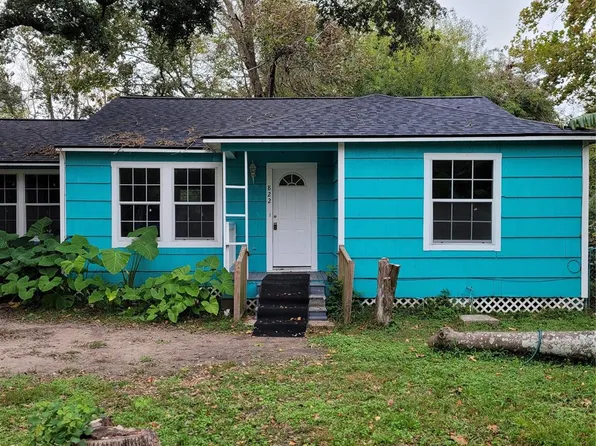 822 Retama St, La Marque, TX 77568