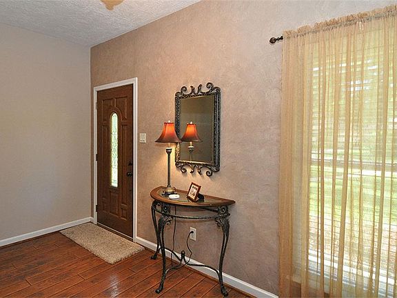3rd image of 1803 Willow Point Dr
