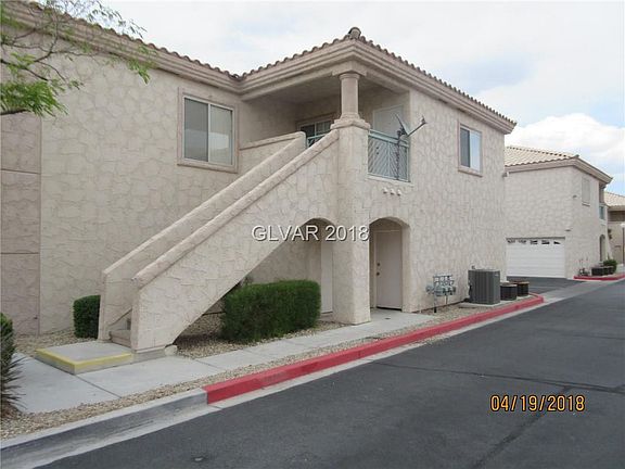 2nd image of 6909 Squaw Mountain Dr Unit 203