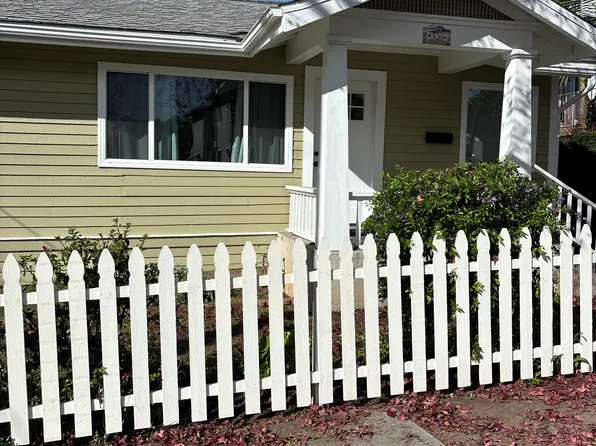 324 W Islay St, Santa Barbara, CA 93101