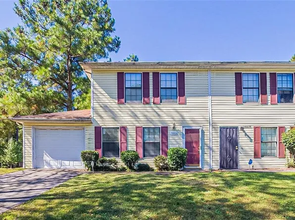 26 Lantern Ln, Atlanta, GA 30349