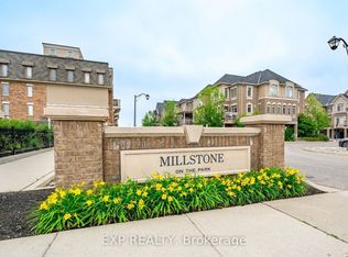 2441 Greenwich Dr #18, Oakville, ON L6M 0S3