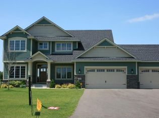 1665 Hunters Ridge Ln, Centerville, MN 55038