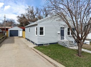 504 5th St SW, Minot, ND 58701