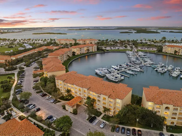 14 Harbour Isle Drive W #Ph01, Fort Pierce, FL 34949