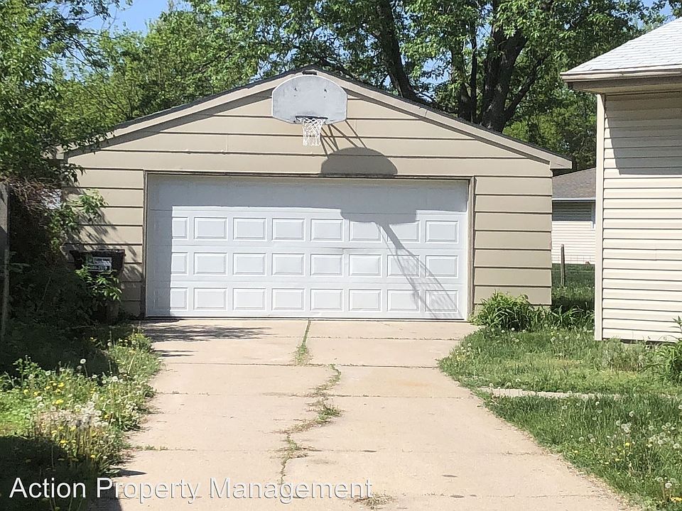 2nd image of 404 Orleans Dr