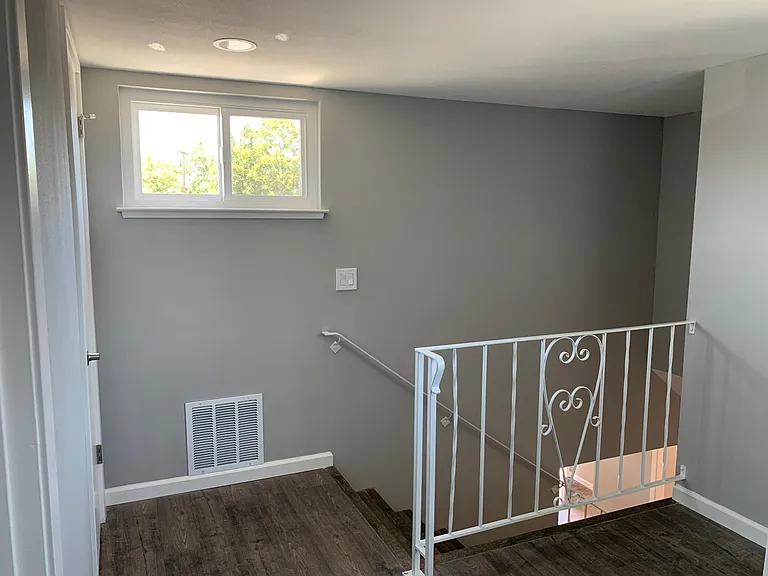 2043 Town And Country Ln — Photo 12