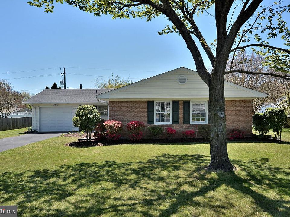 1st image of 13223 Point Pleasant Dr